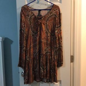 Knot sisters height street dress